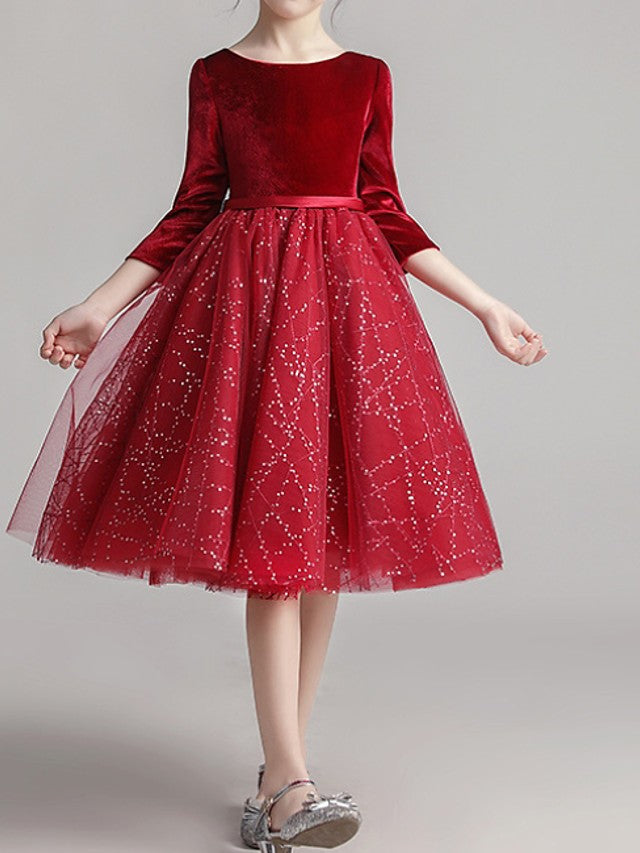 Robes courtes de demoiselle d'honneur en tulle de princesse avec manches