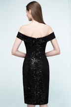 Robes de bal noires courtes à paillettes, fourreau et épaules dénudées