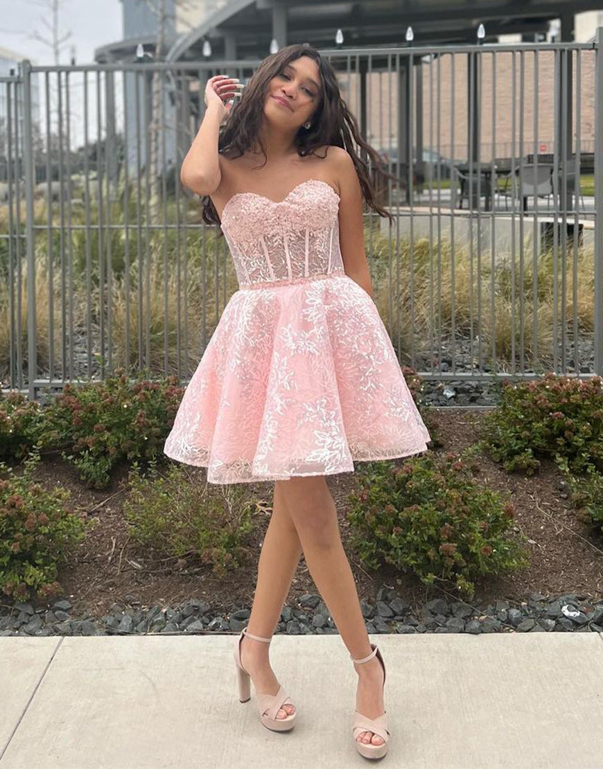 Vestido de fiesta de línea A con escote corazón