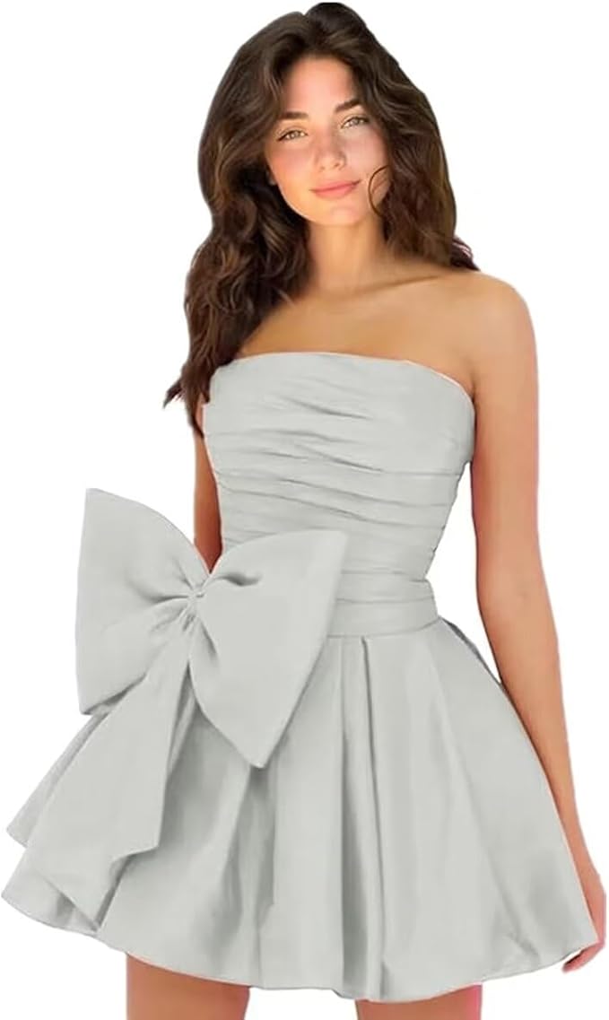 Robes de soirée courtes et chics pour le bal de promo, coupe trapèze, sans manches, bustier, froncées, lacées et ornées d'un nœud.