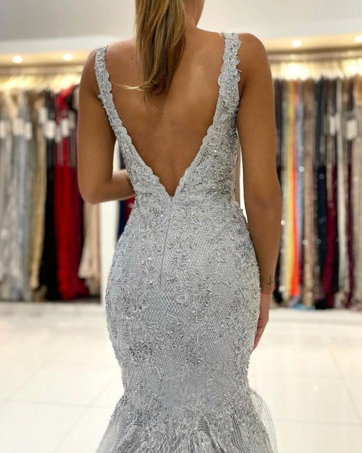 Vestido de noche largo de sirena sin mangas con encaje plateado