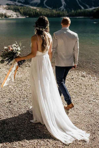 Vestidos de novia de playa sencillos de corte A con tirantes finos y encaje WD317