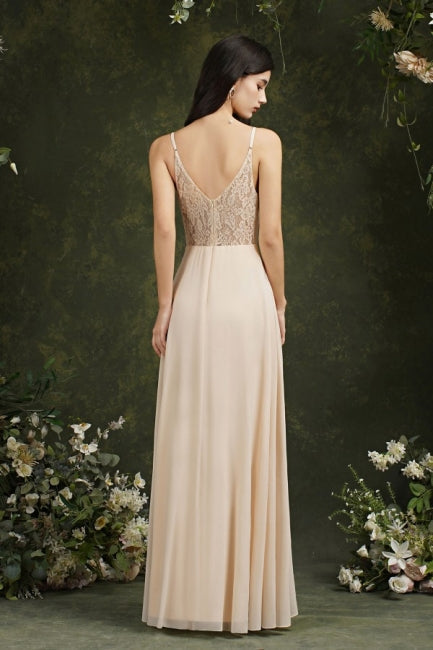 Robe de bal simple en satin champagne à fines bretelles spaghetti, sans manches, coupe trapèze et volants