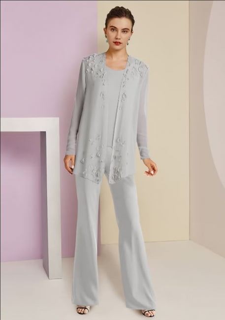 Robe mère simple à manches longues en mousseline deux pièces, ornée de bijoux