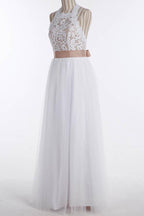 Robe de mariée longue sans manches à haut en dentelle ornée de bijoux simples WD098