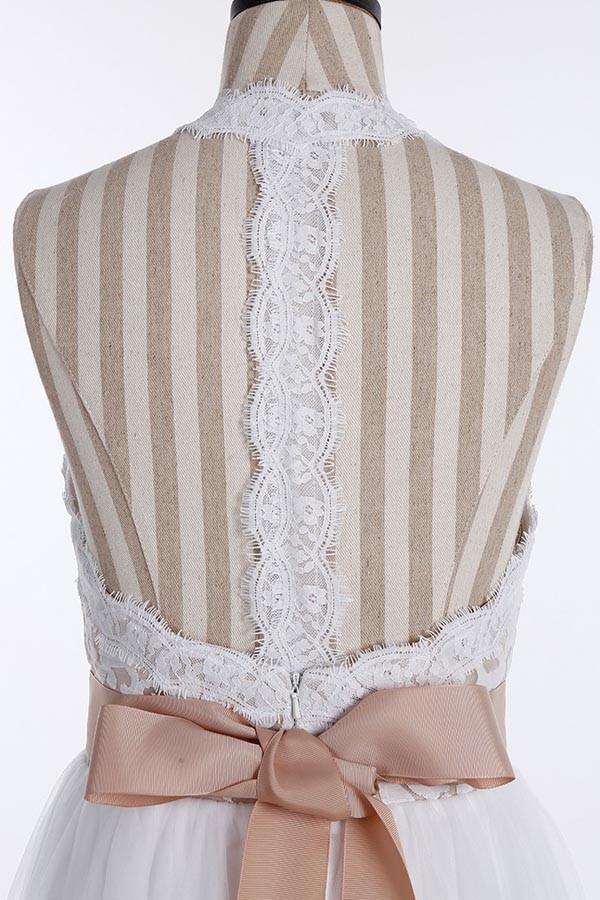 Robe de mariée longue sans manches à haut en dentelle ornée de bijoux simples WD098