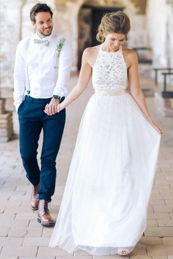 Robe de mariée longue sans manches à haut en dentelle ornée de bijoux simples WD098