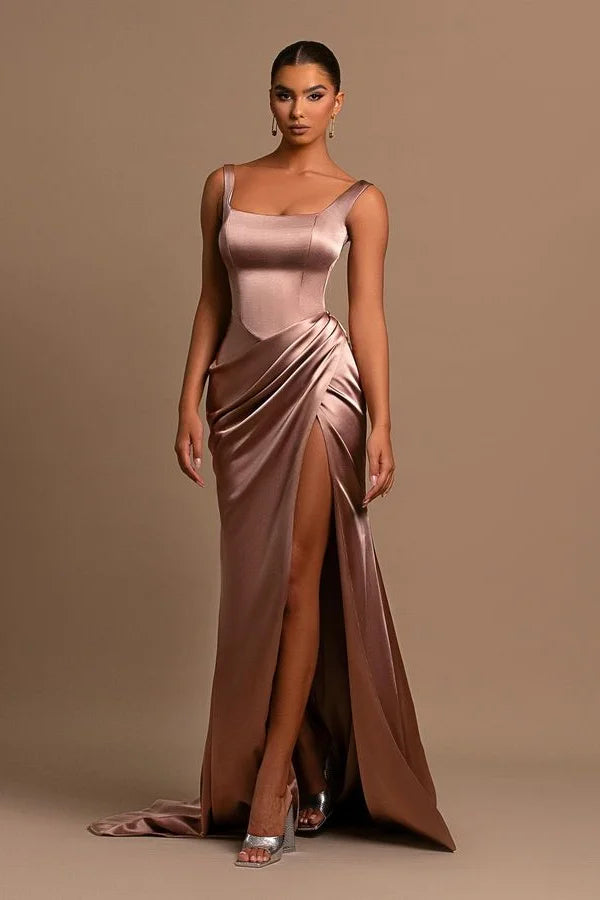 Robe de bal simple, longue, trapèze, sans manches, en satin, avec fente, bretelles et bretelles.