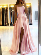 Vestido largo de noche sencillo, con tirantes finos, ideal para fiestas de graduación con abertura.
