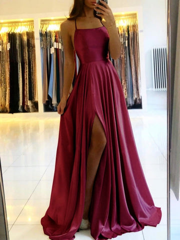 Vestido largo de noche sencillo, con tirantes finos, ideal para fiestas de graduación con abertura.