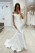 Robes de mariée sirène longues et simples en satin à épaules dénudées