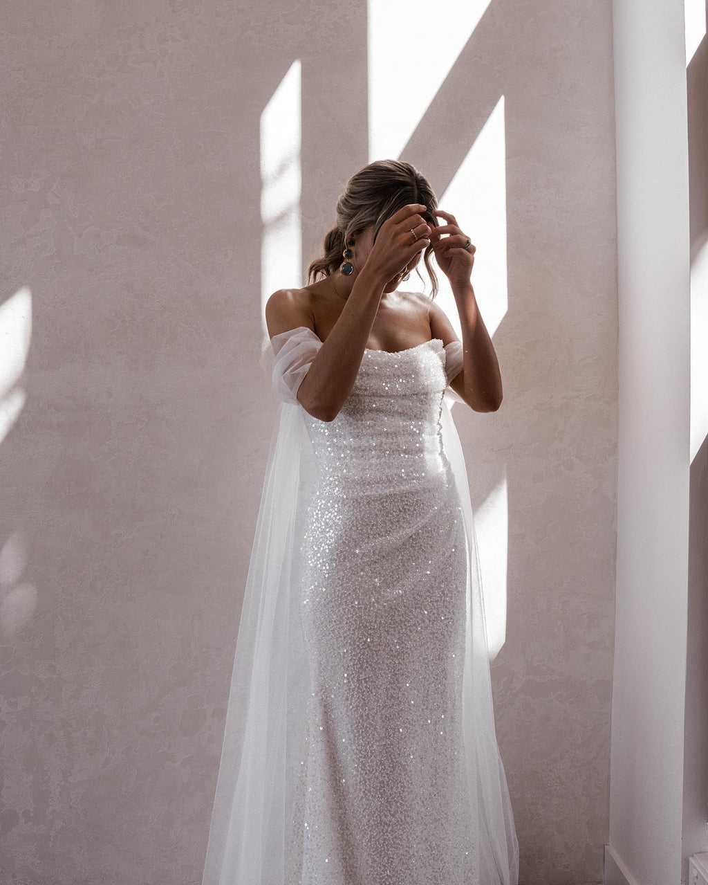 Robes de mariée sirène à paillettes, simples et à épaules dénudées