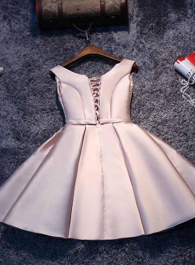 Robe de bal courte en satin rose simple, coupe trapèze, référence PD148