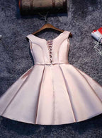 Robe de bal courte en satin rose simple, coupe trapèze, référence PD148