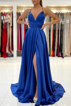 Vestido largo de fiesta sencillo, azul marino real, corte en A, escote en V, espalda descubierta y abertura.