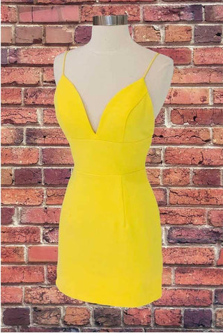 Robe de soirée rouge mini à bretelles et col en V, coupe fourreau simple, référence PD398