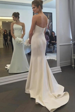 Vestidos de novia sencillos, bonitos, de sirena, largos, elegantes, color marfil, con cola de barrido y sin tirantes. 