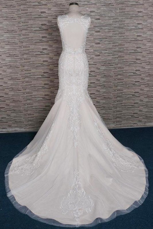 Vestidos de novia elegantes de sirena con apliques en el cuello cuadrado. 