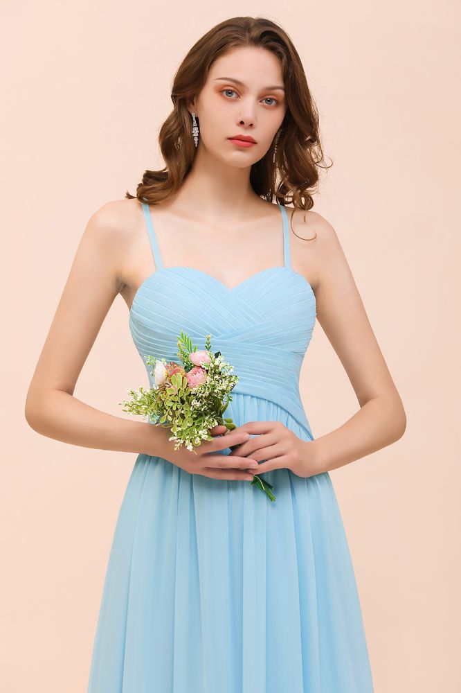 Vestido de dama de honor azul celeste sin mangas, corte A. Vestido sencillo para la dama de honor.