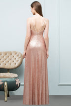 Robes de bal longues sans manches à col rond et sequins