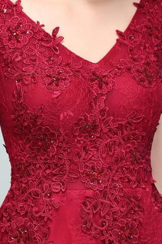 Vestidos largos de fiesta sin mangas, corte en A, escote en V, apliques de encaje y cristales.