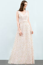 Robes de bal longues sans manches en tulle à col en V et sans manches, ornées d'appliqués