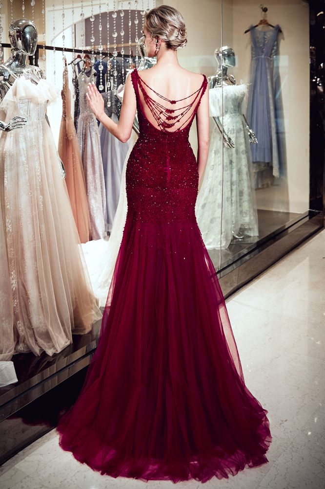 Vestido de noche largo sin mangas de tul con lentejuelas color burdeos
