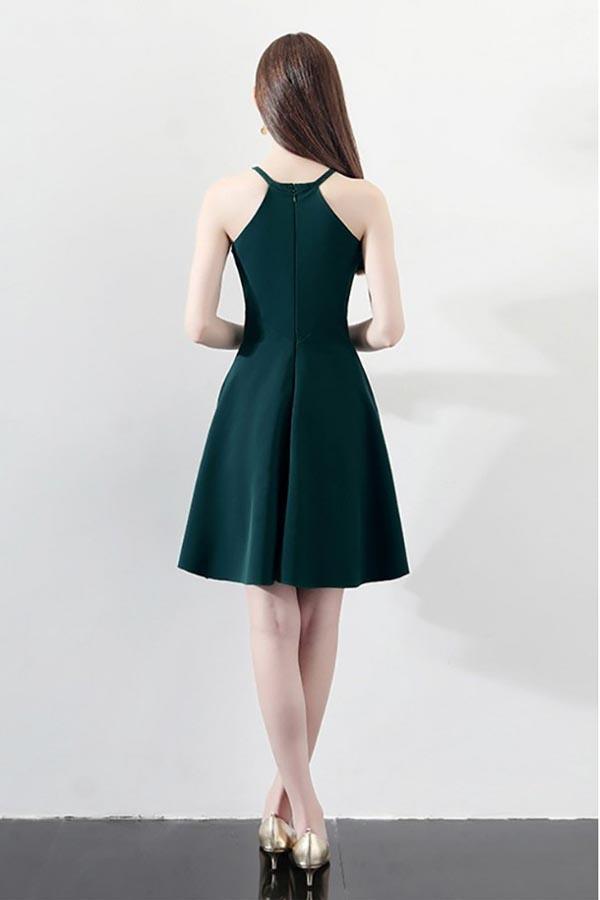Robe de soirée courte vert foncé cintrée, coupe trapèze, dos nu, référence PD197