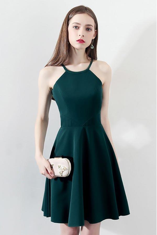 Robe de soirée courte vert foncé cintrée, coupe trapèze, dos nu, référence PD197