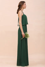 Robe de demoiselle d'honneur en mousseline spaghetti vert foncé, longueur au sol.