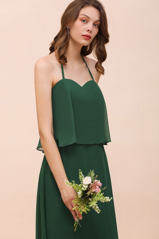 Robe de demoiselle d'honneur en mousseline spaghetti vert foncé, longueur au sol.
