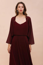 Vestido de dama de honor burdeos con tirantes finos y drapeados, vestido largo hasta el suelo para invitada de boda