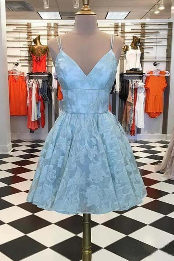 Robe de bal courte à bretelles spaghetti et col en V en jacquard PD392