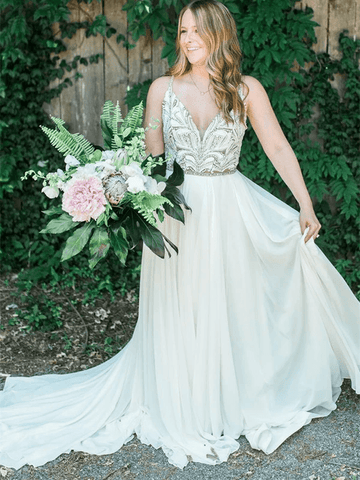 Vestidos de novia rústicos de corte A con escote de tirantes finos y cuentas WD549