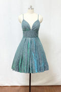 Vestido corto de fiesta de bienvenida con tirantes finos, purpurina verde plateada y bolsillos PD428
