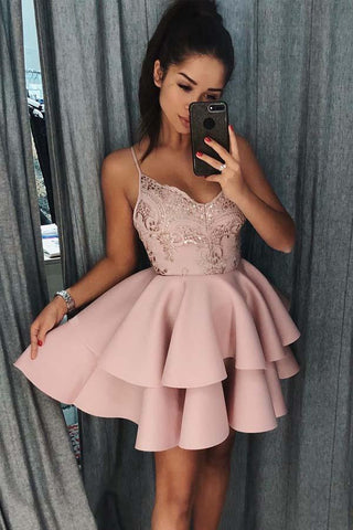 Vestido de fiesta rosa satinado con tirantes finos y lentejuelas PD017
