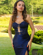 Vestido de fiesta negro brillante sin tirantes con apliques de cuentas