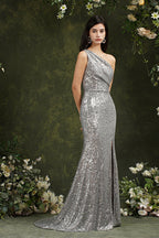 Robe de demoiselle d'honneur/de bal de promo sirène à sequins, asymétrique et longue, avec fente latérale.