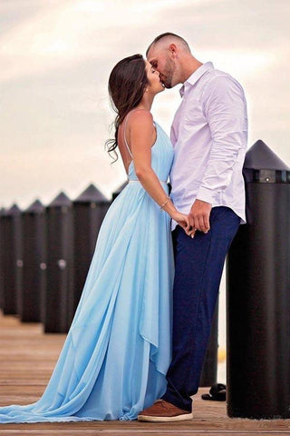 Vestido de novia rústico azul cielo con abertura lateral, ideal para bodas en la playa, con cola de corte WD289