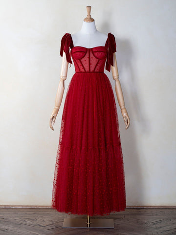 Vestido largo de fiesta de tul con lunares y corsé