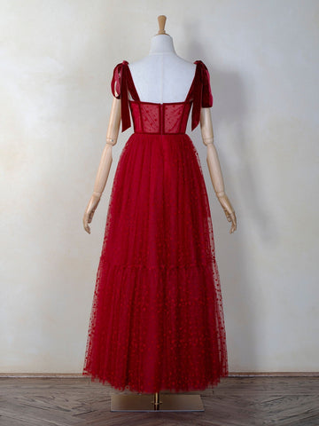 Vestido largo de fiesta de tul con lunares y corsé