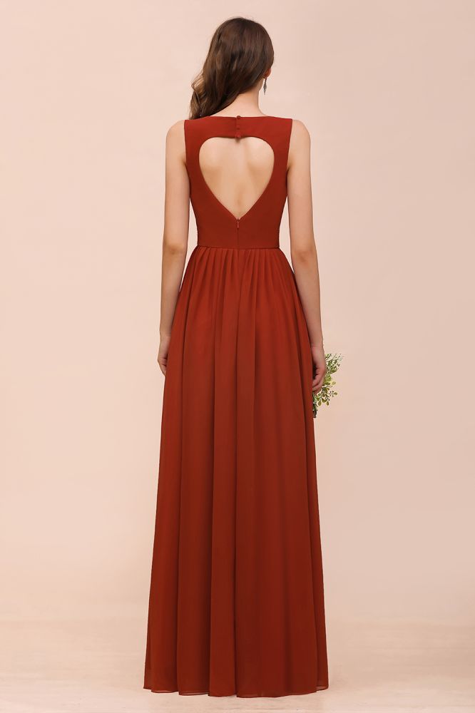 Robe de soirée longue et cintrée à bretelles pour la mariée et les demoiselles d'honneur