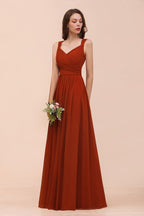 Robe de soirée longue et cintrée à bretelles pour la mariée et les demoiselles d'honneur