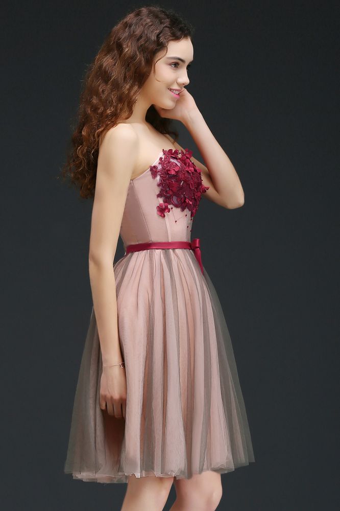 Robe de princesse bustier en tulle longueur genou pour bal de fin d'année