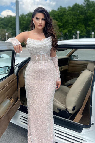 Vestidos de fiesta blancos de sirena sin tirantes con pliegues de lentejuelas