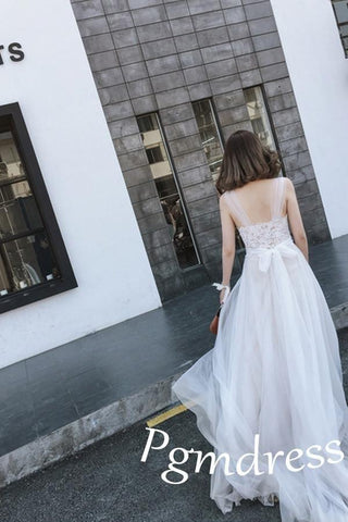 Vestidos de novia de playa con tirantes, tul y encaje blanco, con pequeña cola WD086
