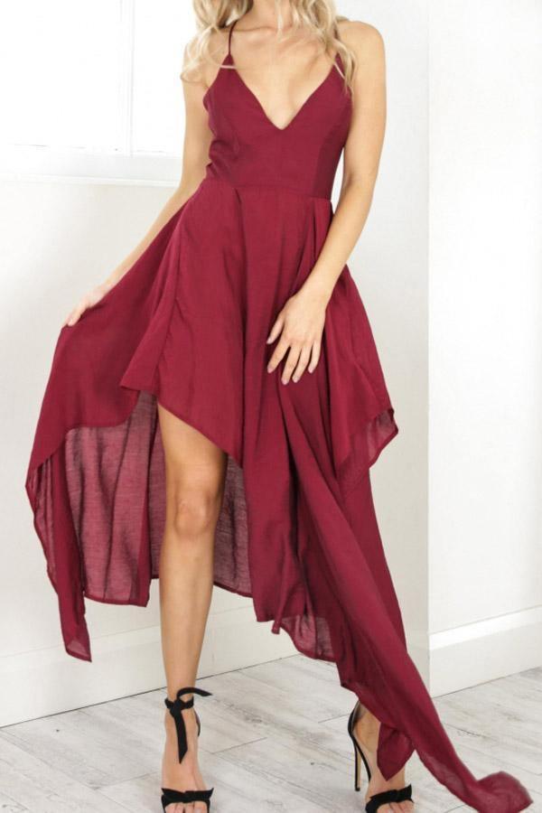Vestido de fiesta burdeos con tirantes, escote en V y corte asimétrico, modelo PD310
