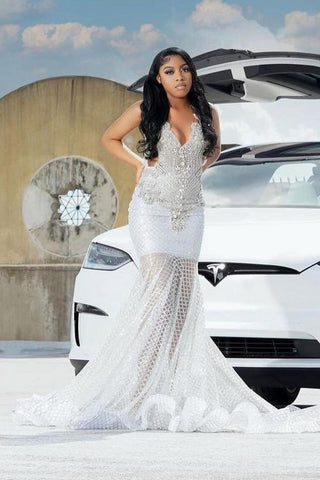 Vestidos de fiesta de sirena con tirantes, escote en V, cuentas plateadas y brillo, estilo sirena.