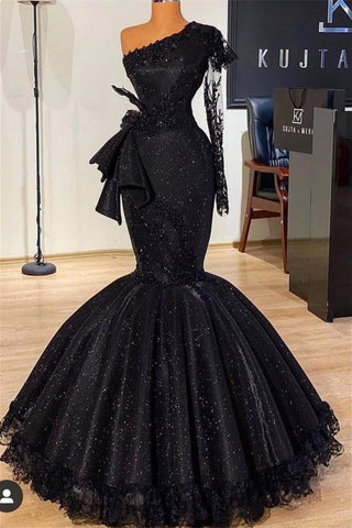 Impresionante vestido de fiesta sirena negro con purpurina, mangas largas y encaje floral. Vestido ajustado para fiestas.