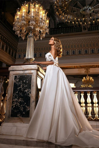 Magnifique robe de mariée sirène blanche à fleurs, épaules dénudées, coupe ajustée, décolleté cœur, longue robe de mariée avec queue amovible. 